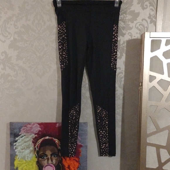 Aeropostale Pants - Aeropostale Black Sparkle Leggings Sleek Design